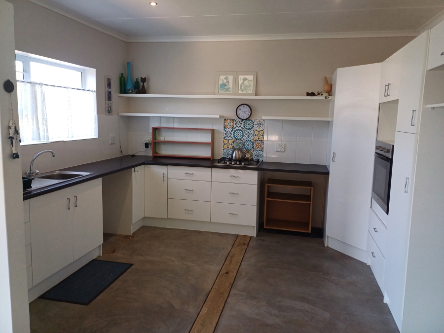 To Let 2 Bedroom Property for Rent in Oceanview Heights Western Cape